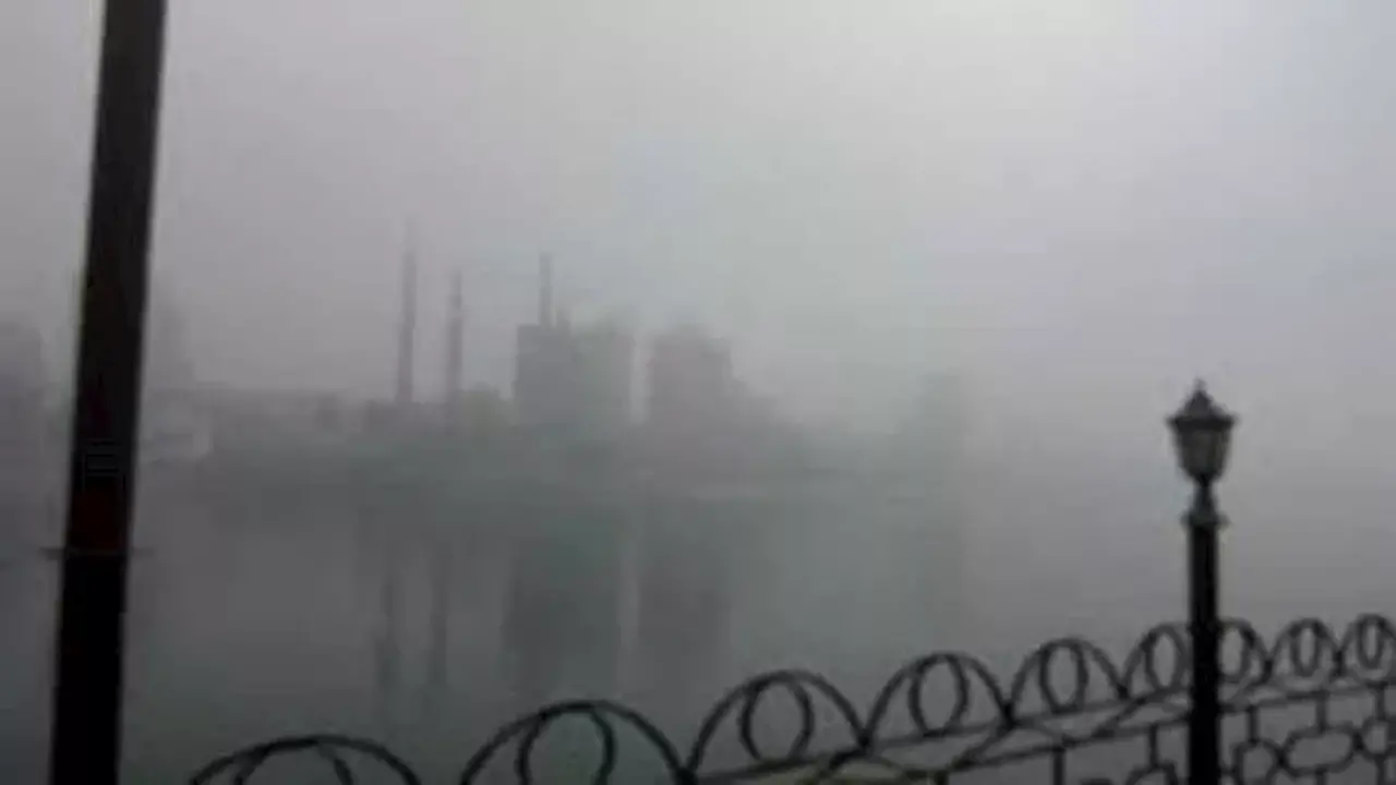 تحذير الأرصاد.. خرائط سقوط الأمطار وأماكن انتشار الشبورة المائية غدًا الإثنين